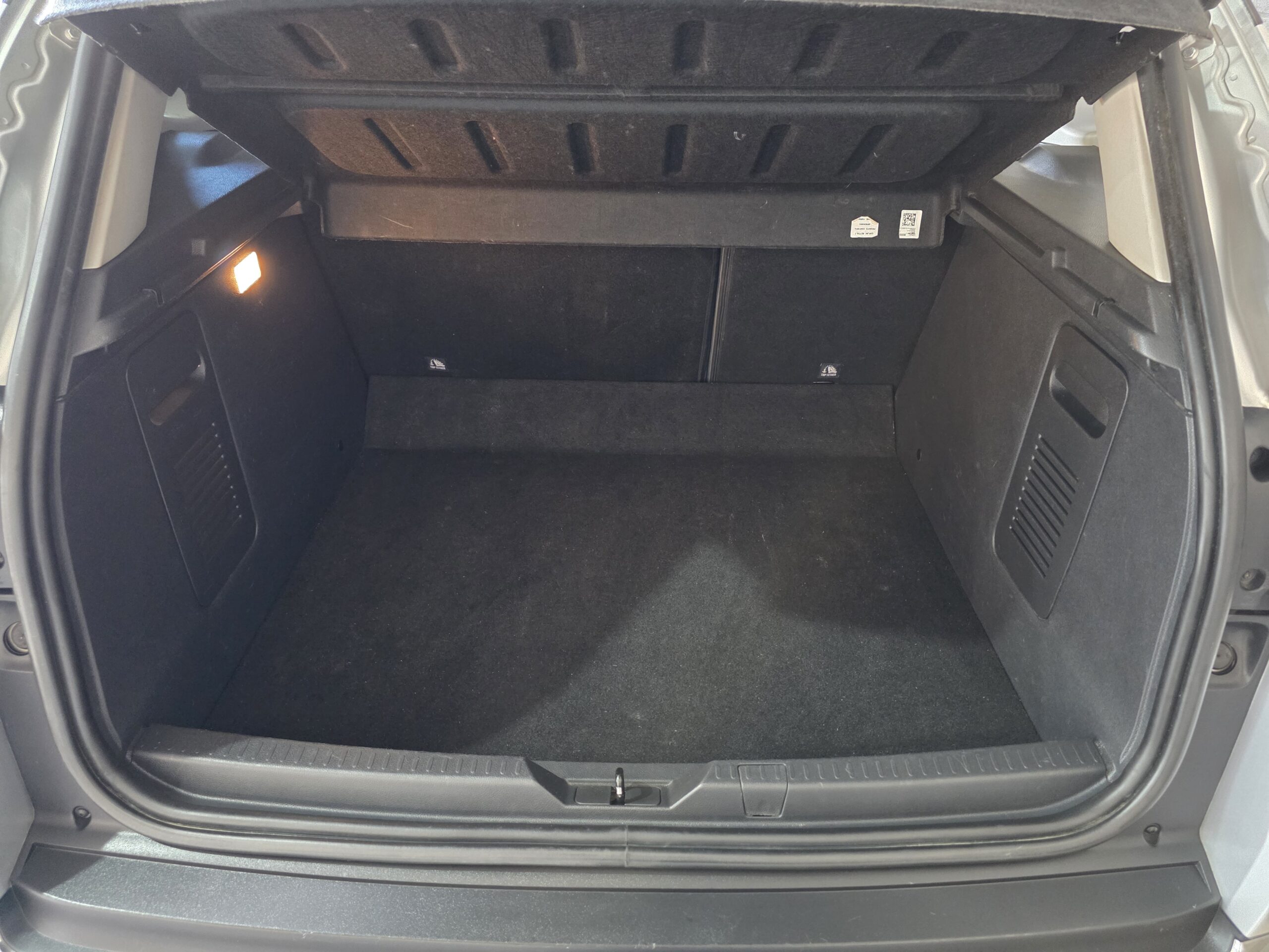 
								Renault Captur full									