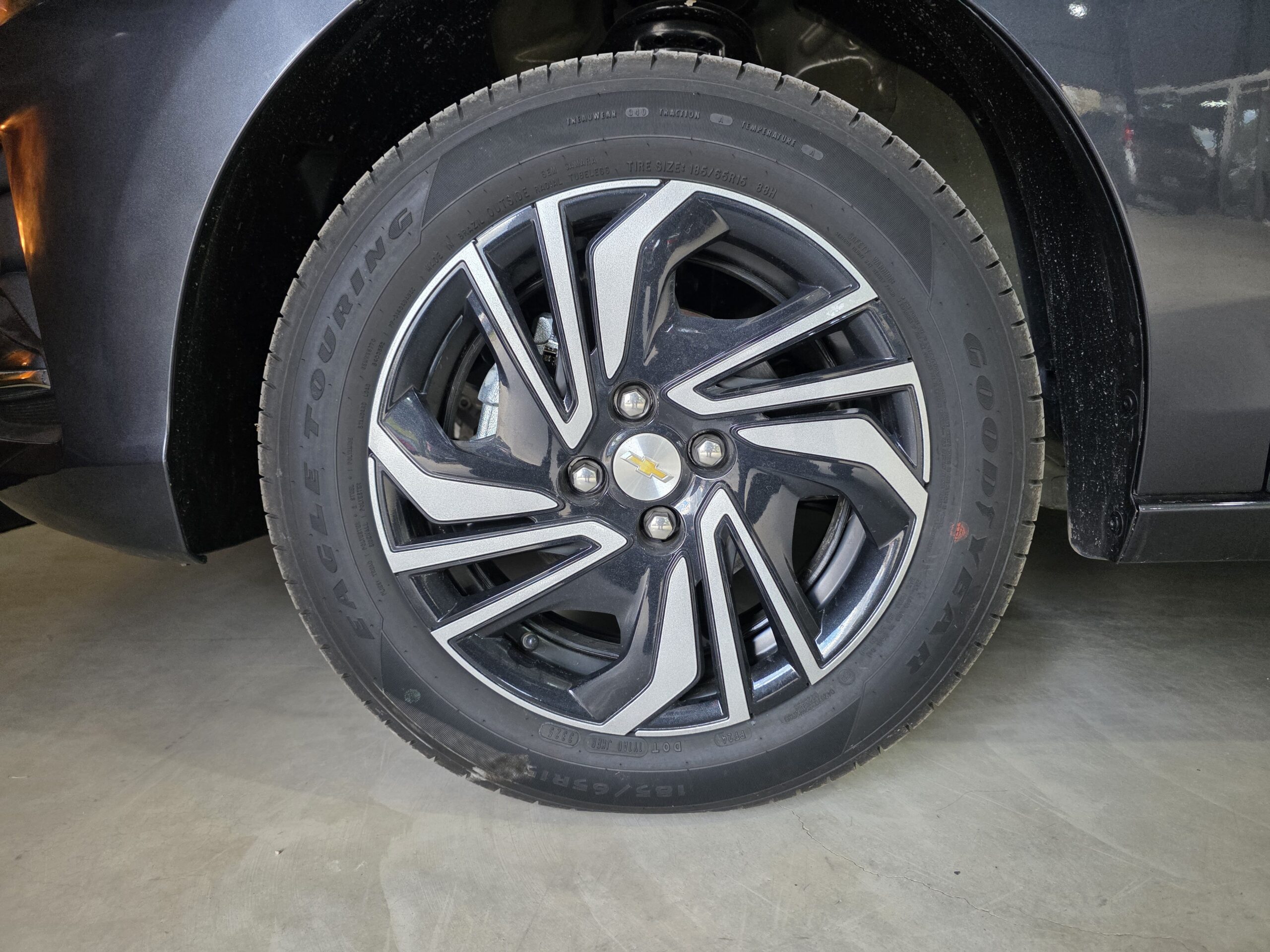 
								Chevrolet Onix full									