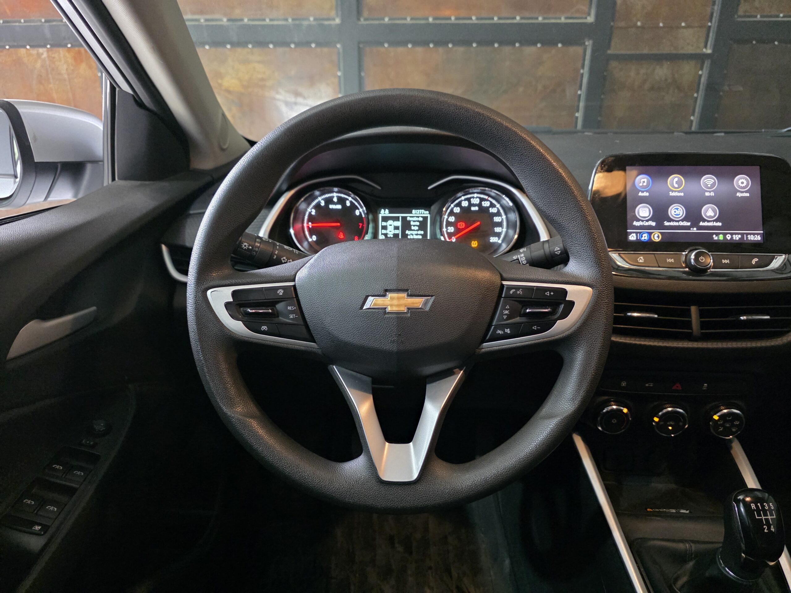 
								Chevrolet Onix full									