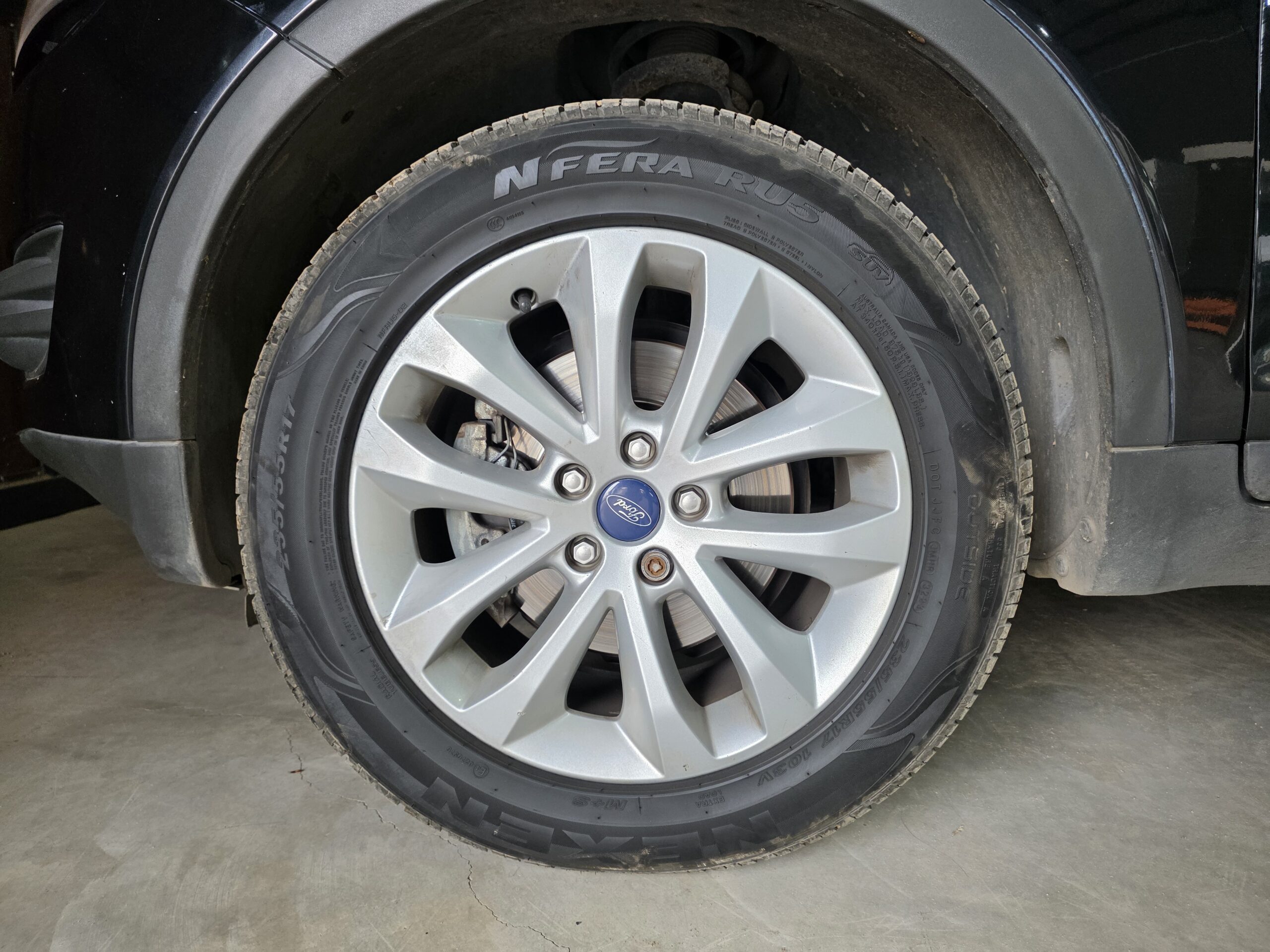 
								Ford Kuga full									