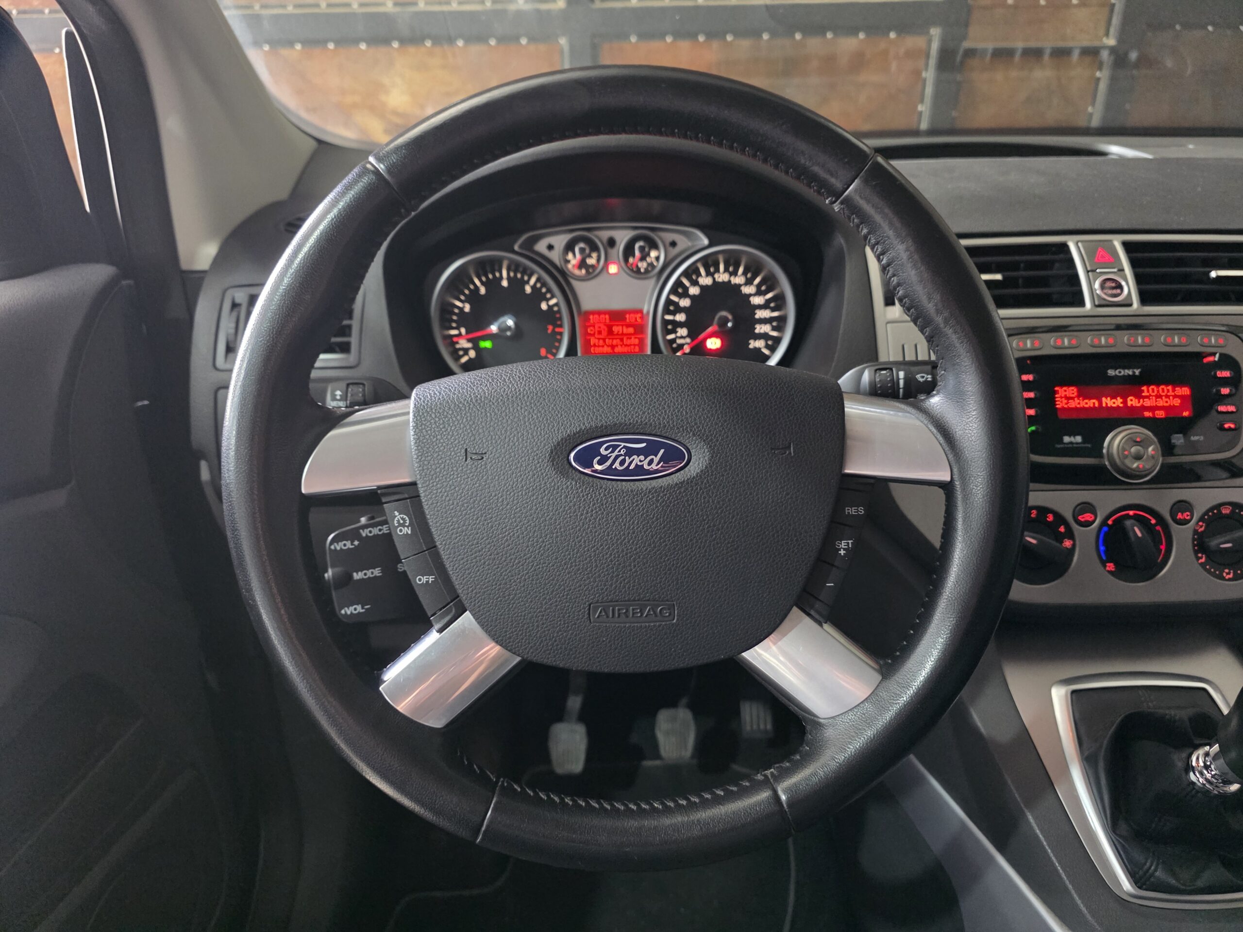 
								Ford Kuga full									