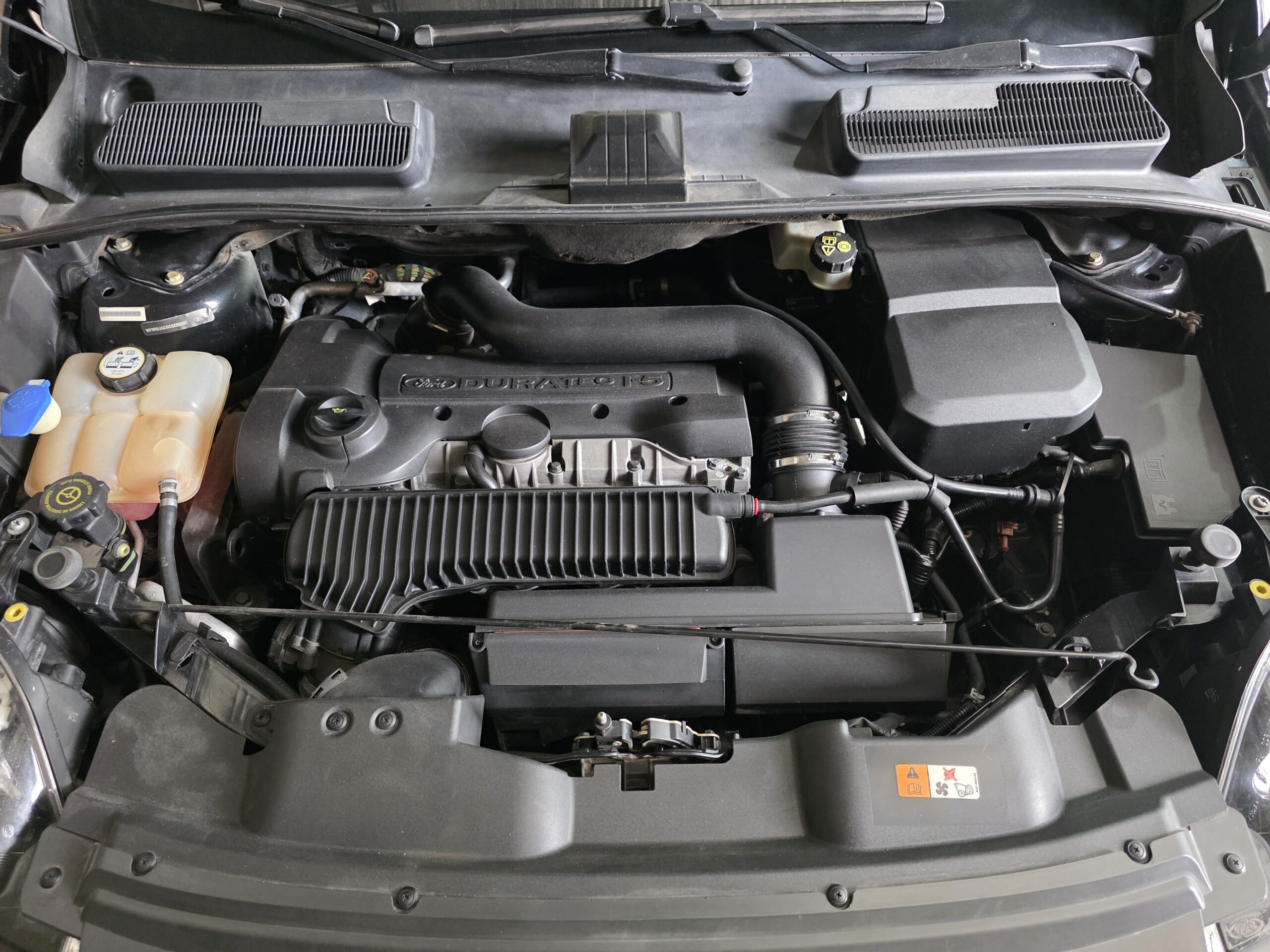 
								Ford Kuga full									