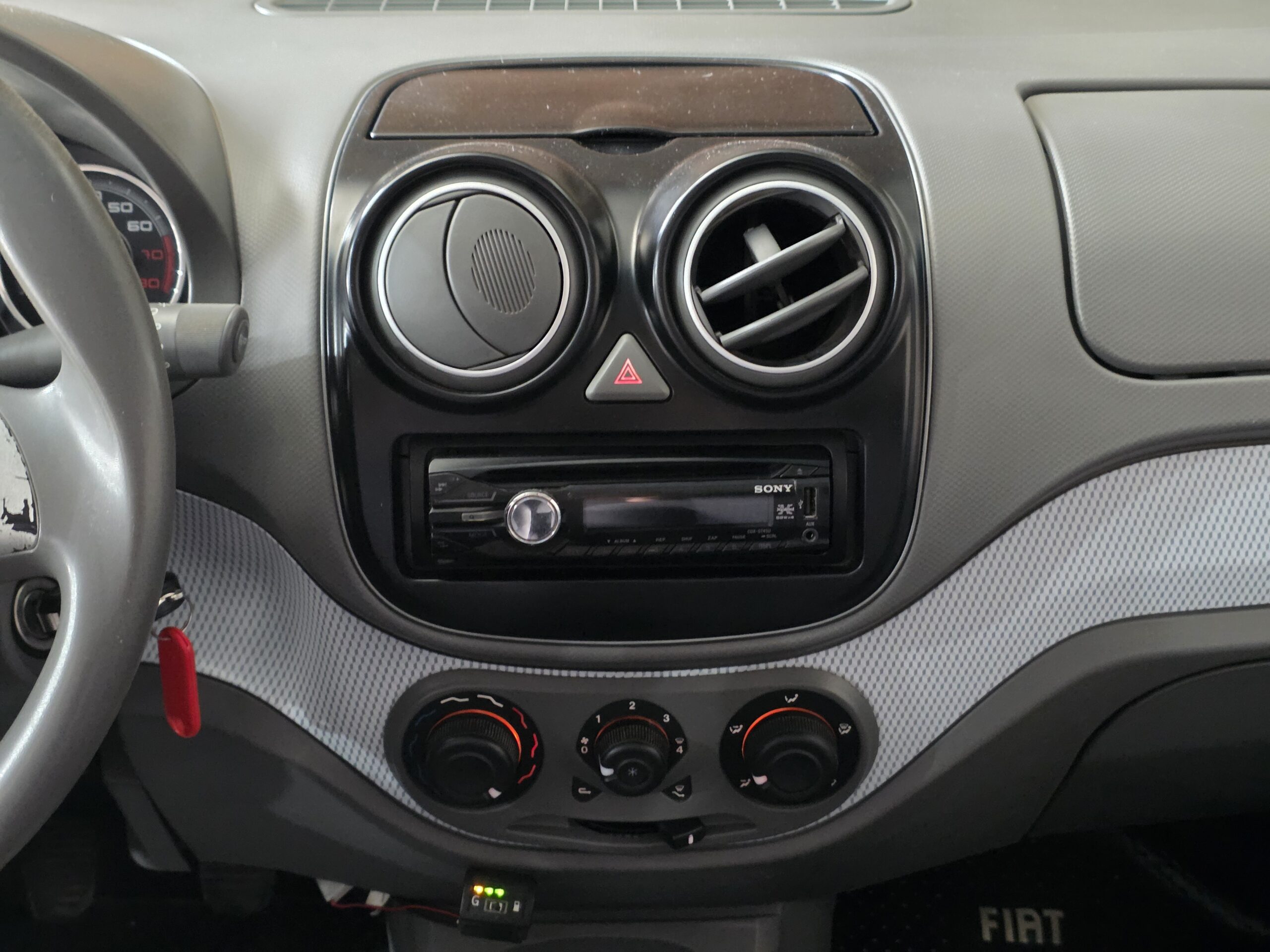
								Fiat Palio full									