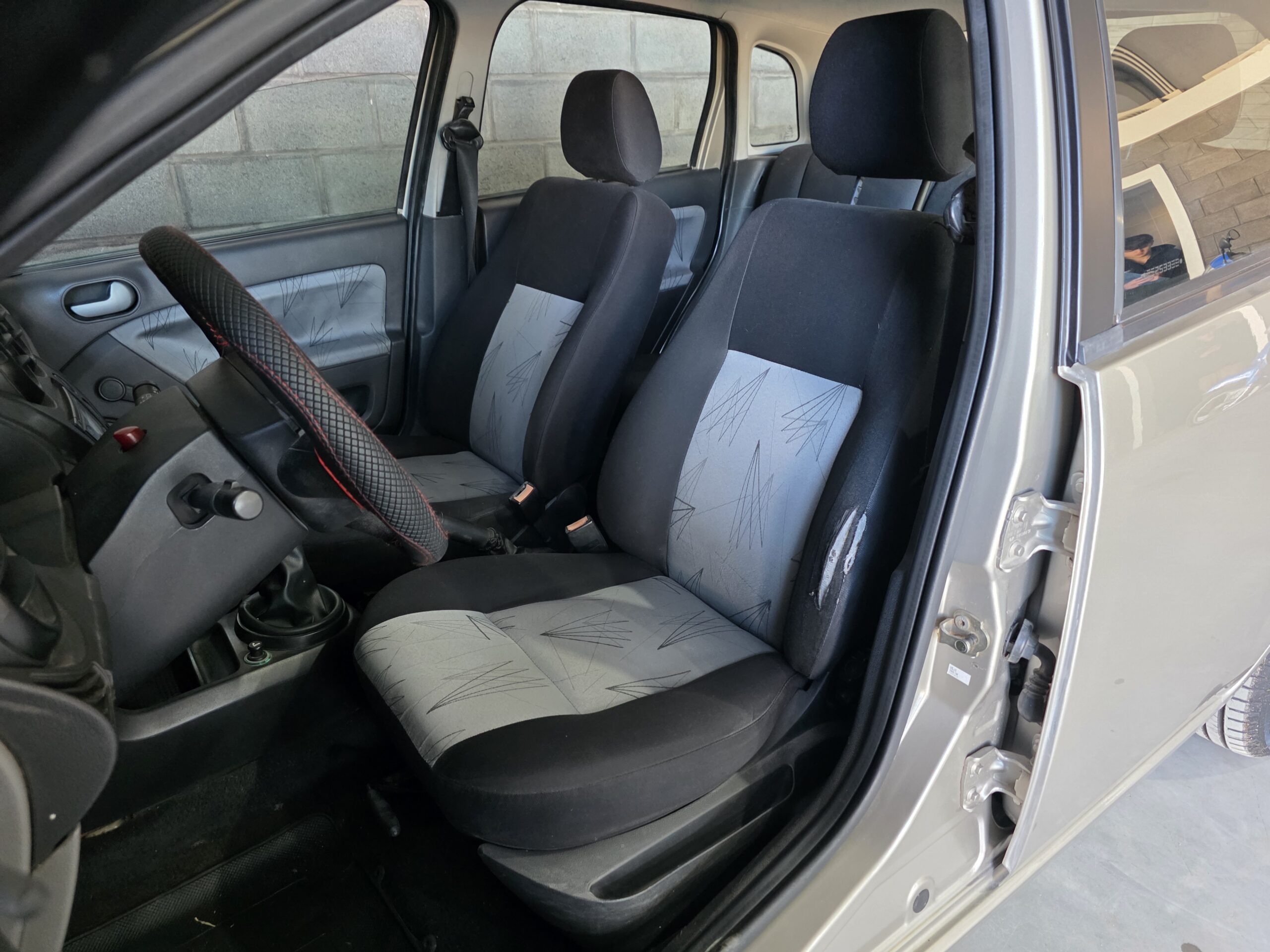 
								Ford Fiesta full									