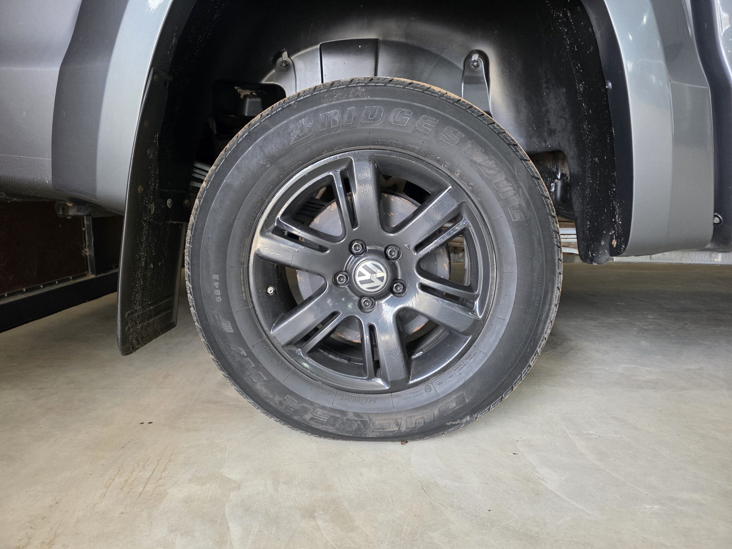 
								Volkswagen Amarok full									