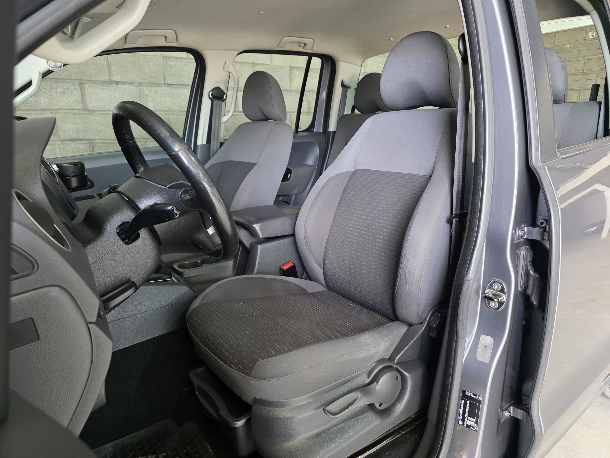 
								Volkswagen Amarok full									
