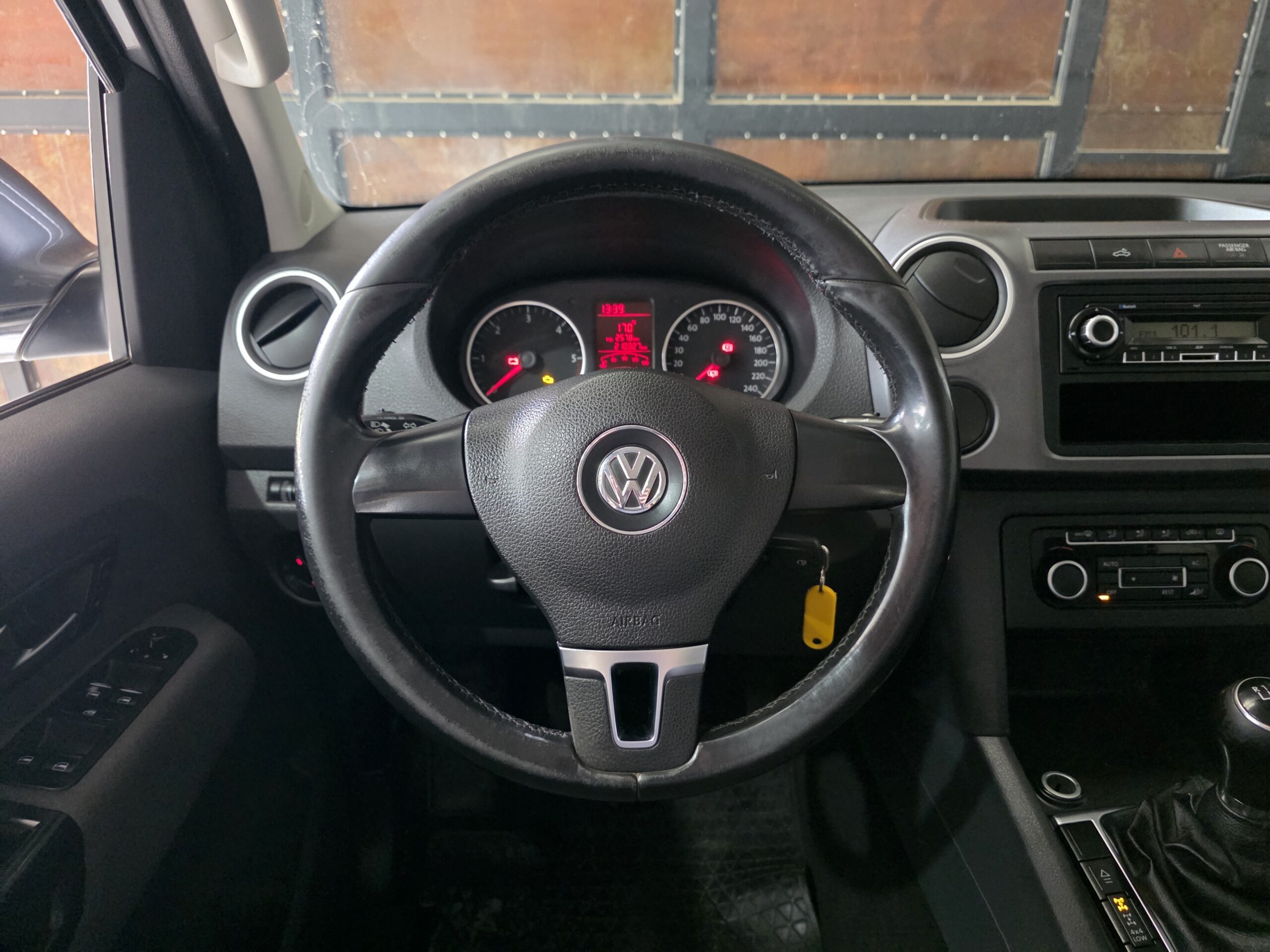 
								Volkswagen Amarok full									