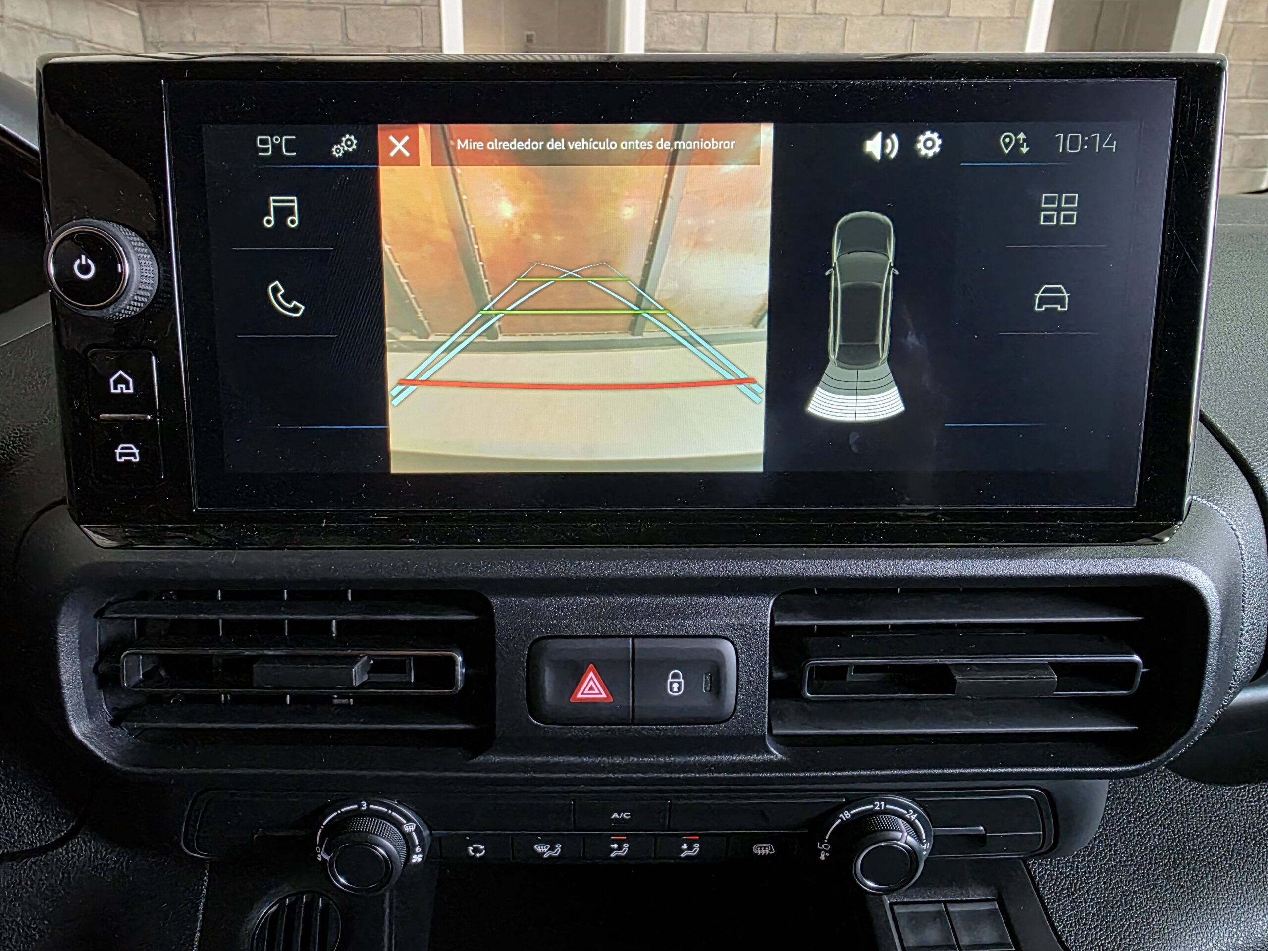 
								Peugeot Partner 1.6 HDI full									