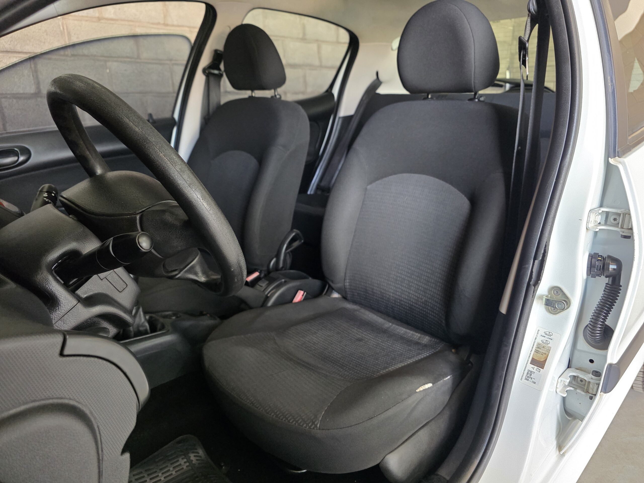 
								Peugeot 207 1.4 XS full									