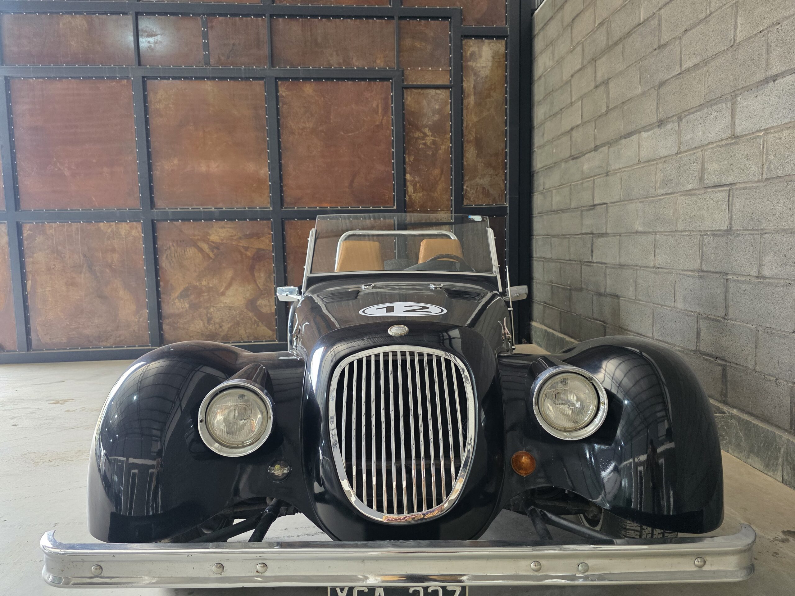 
								AFF Morgan Plus full									