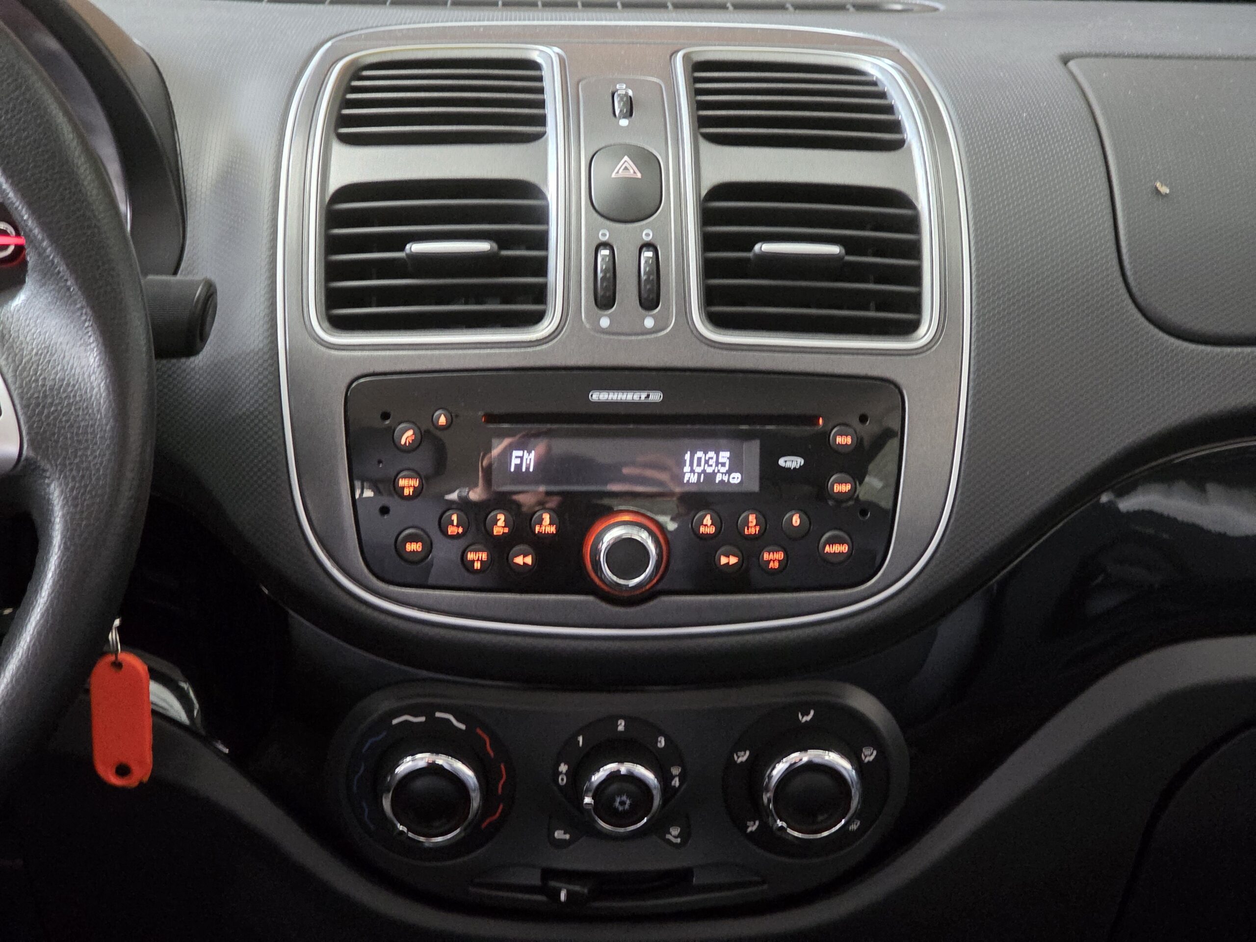 
								Fiat Palio full									
