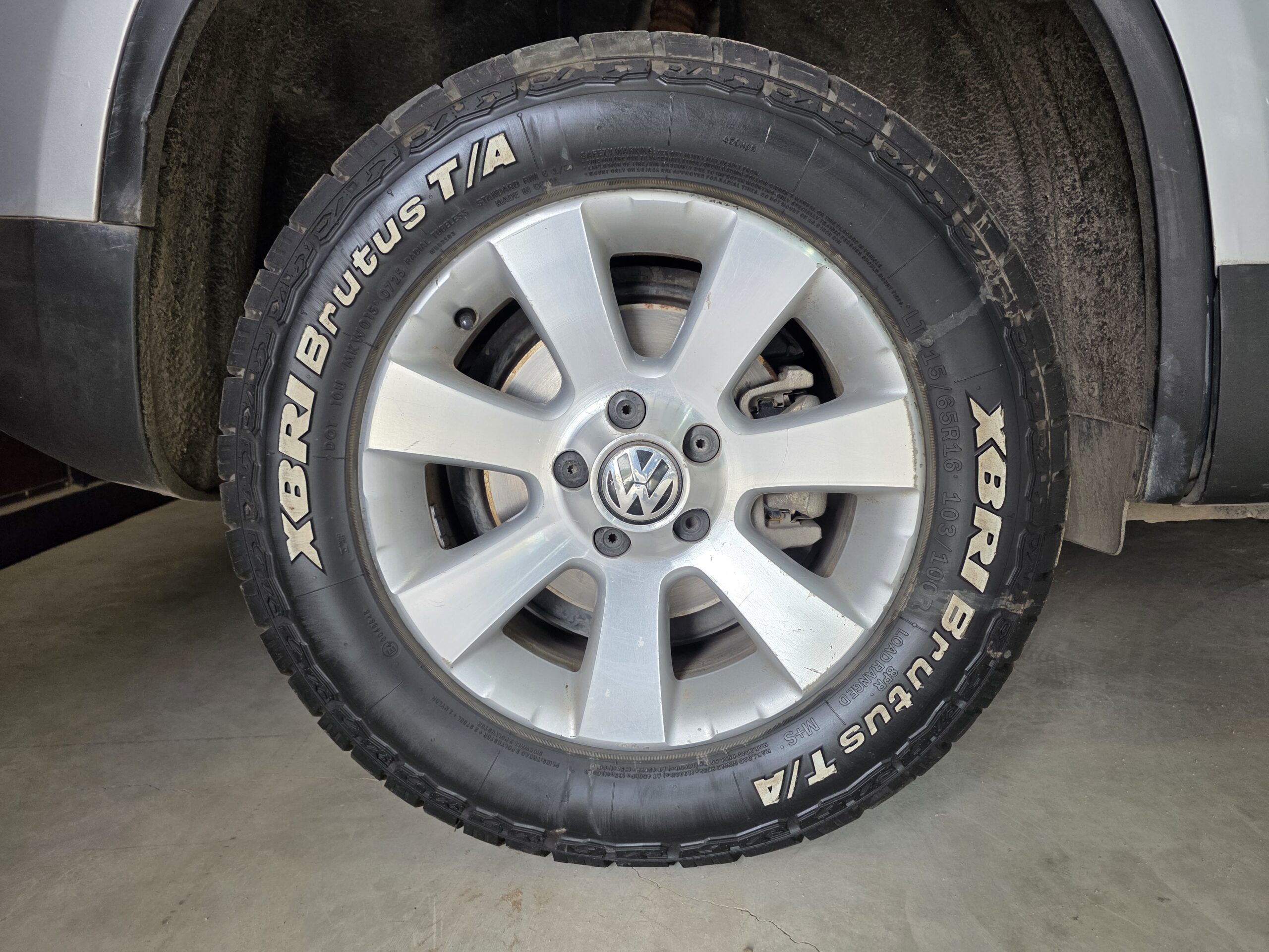 
								Volkswagen Tiguan full									