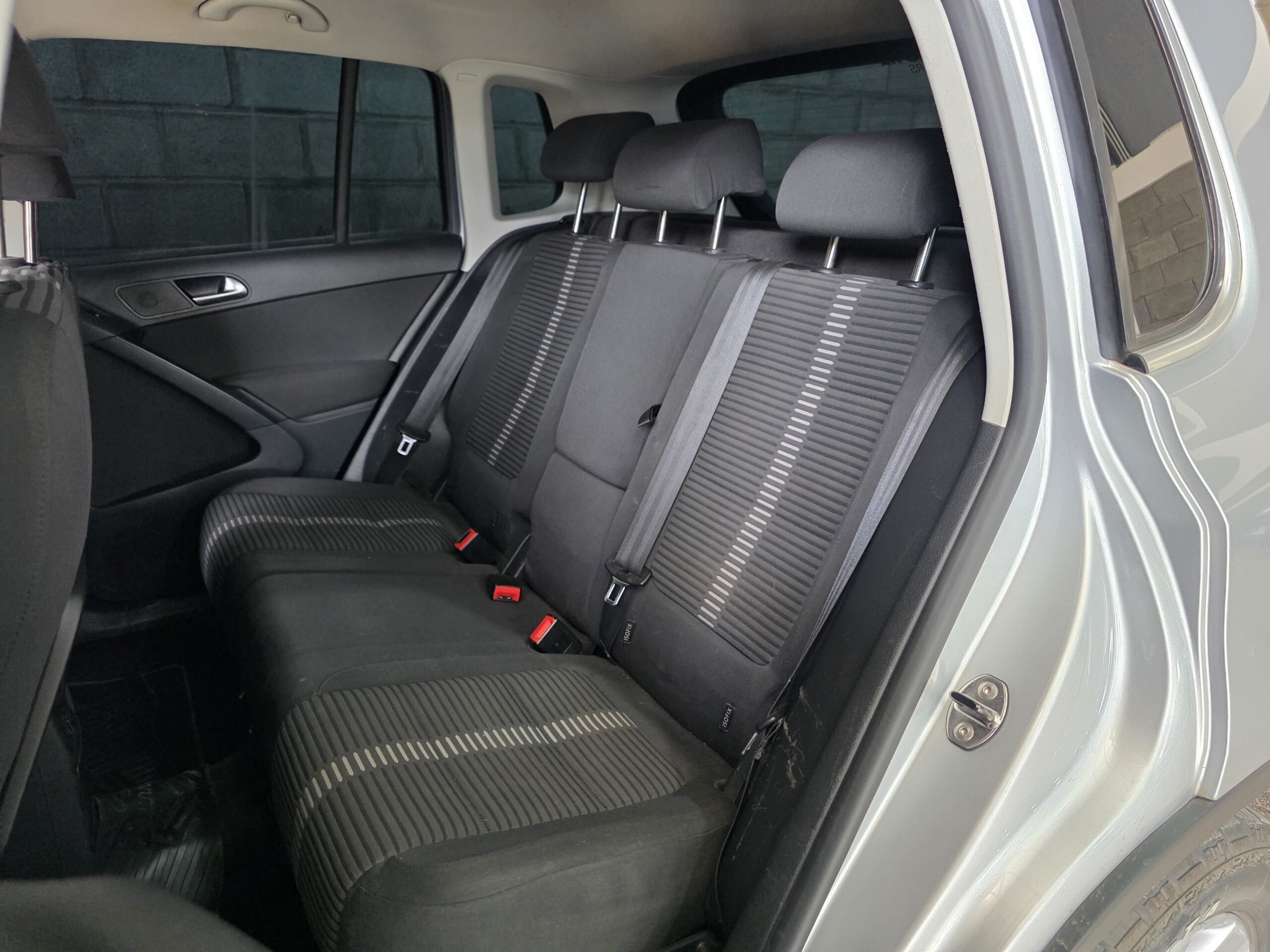 
								Volkswagen Tiguan full									