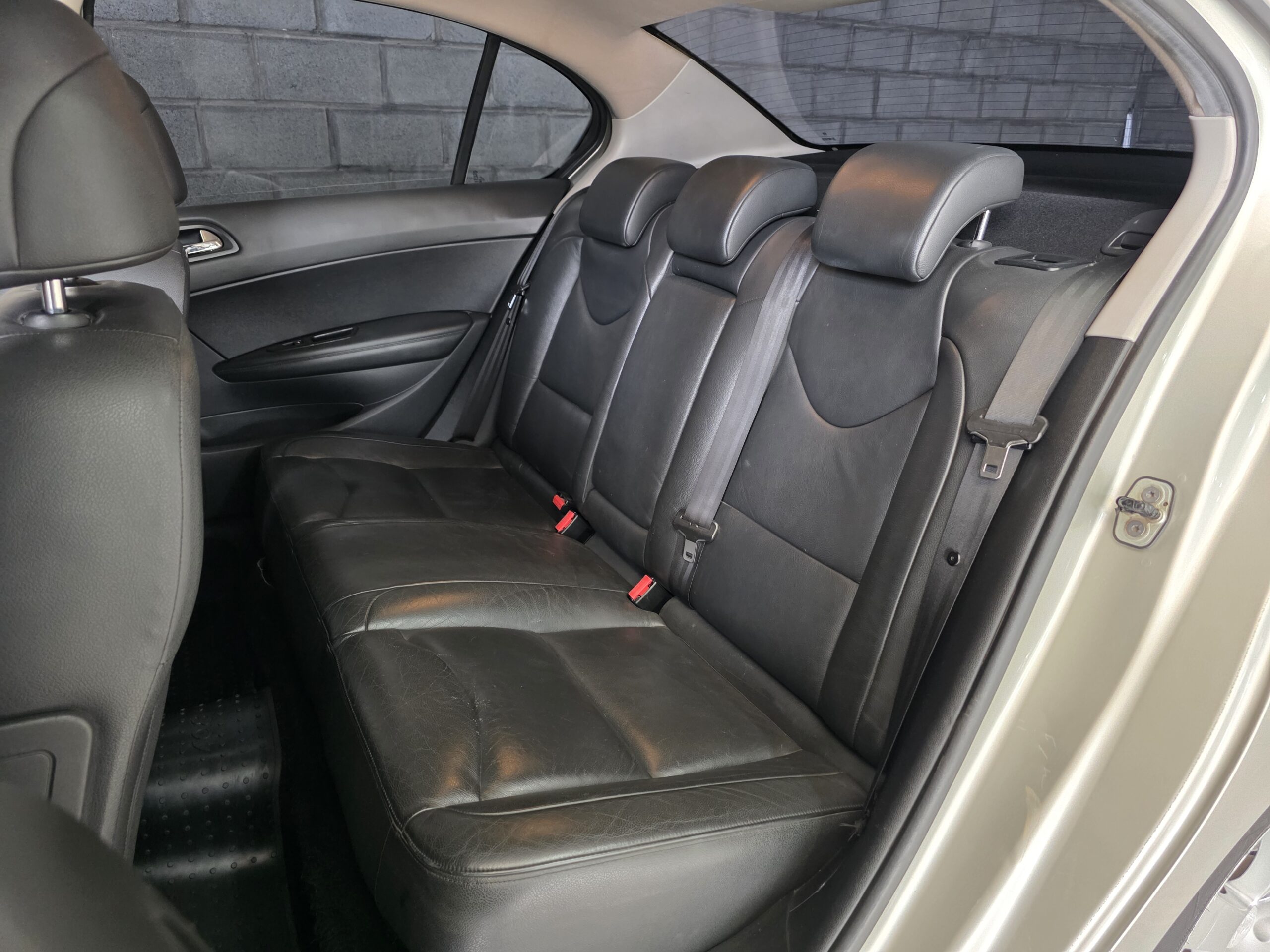 
								Peugeot 408 HDI full									