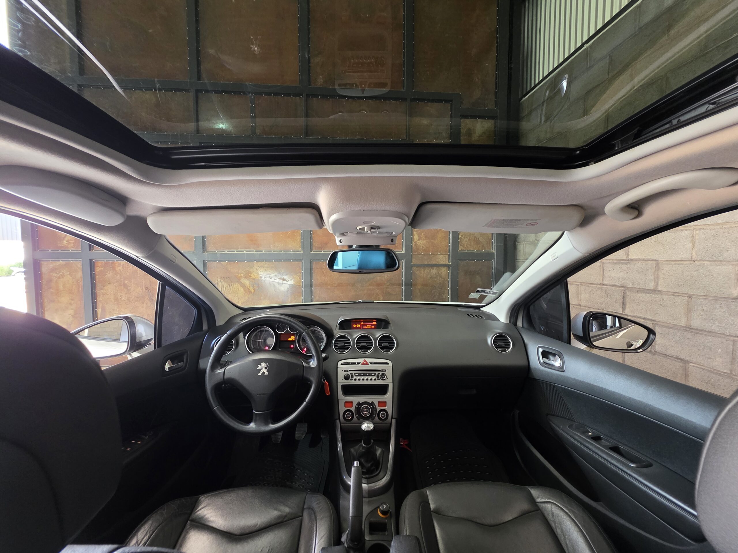 
								Peugeot 408 HDI full									