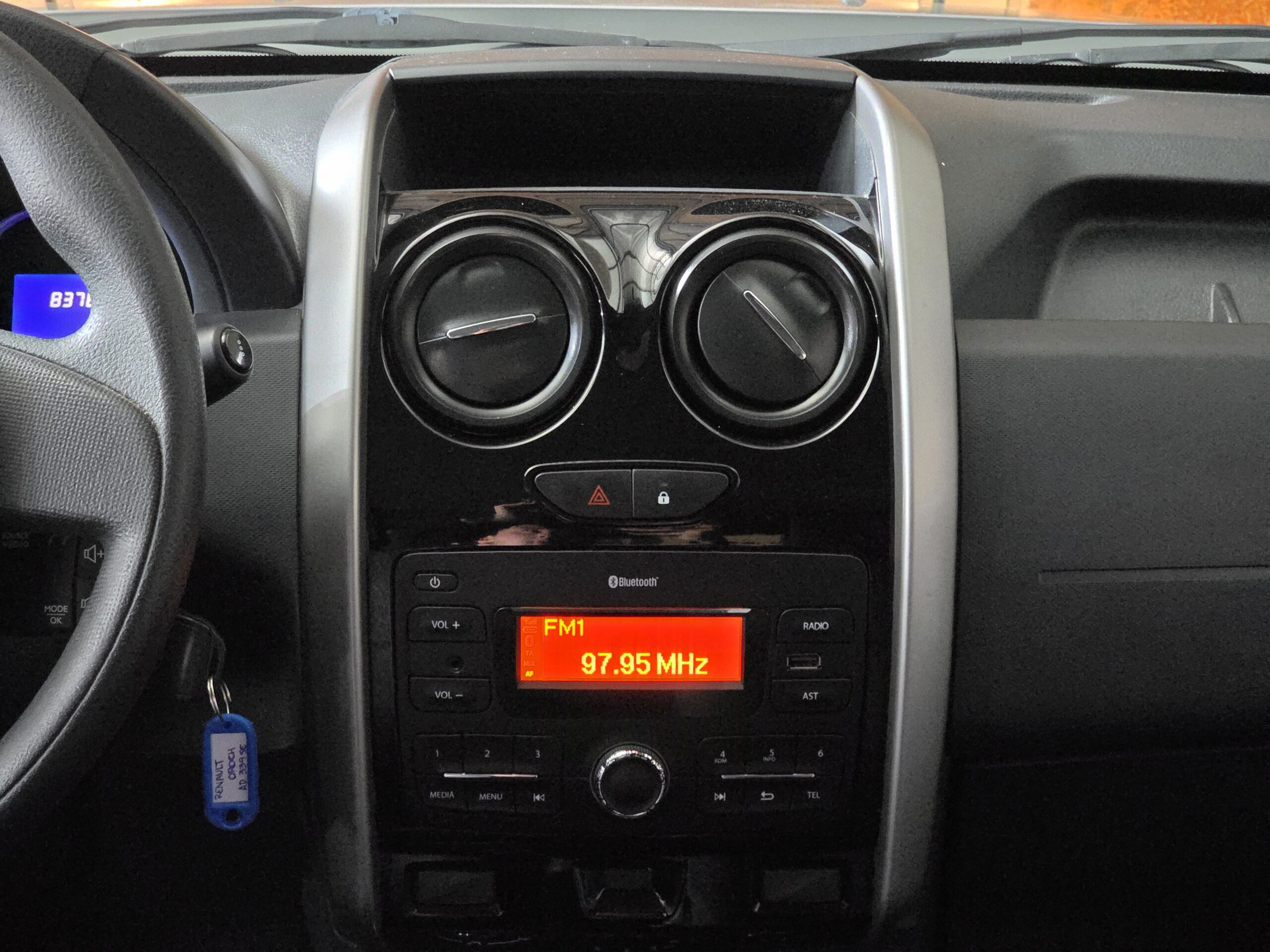 
								Renault Duster Oroch full									