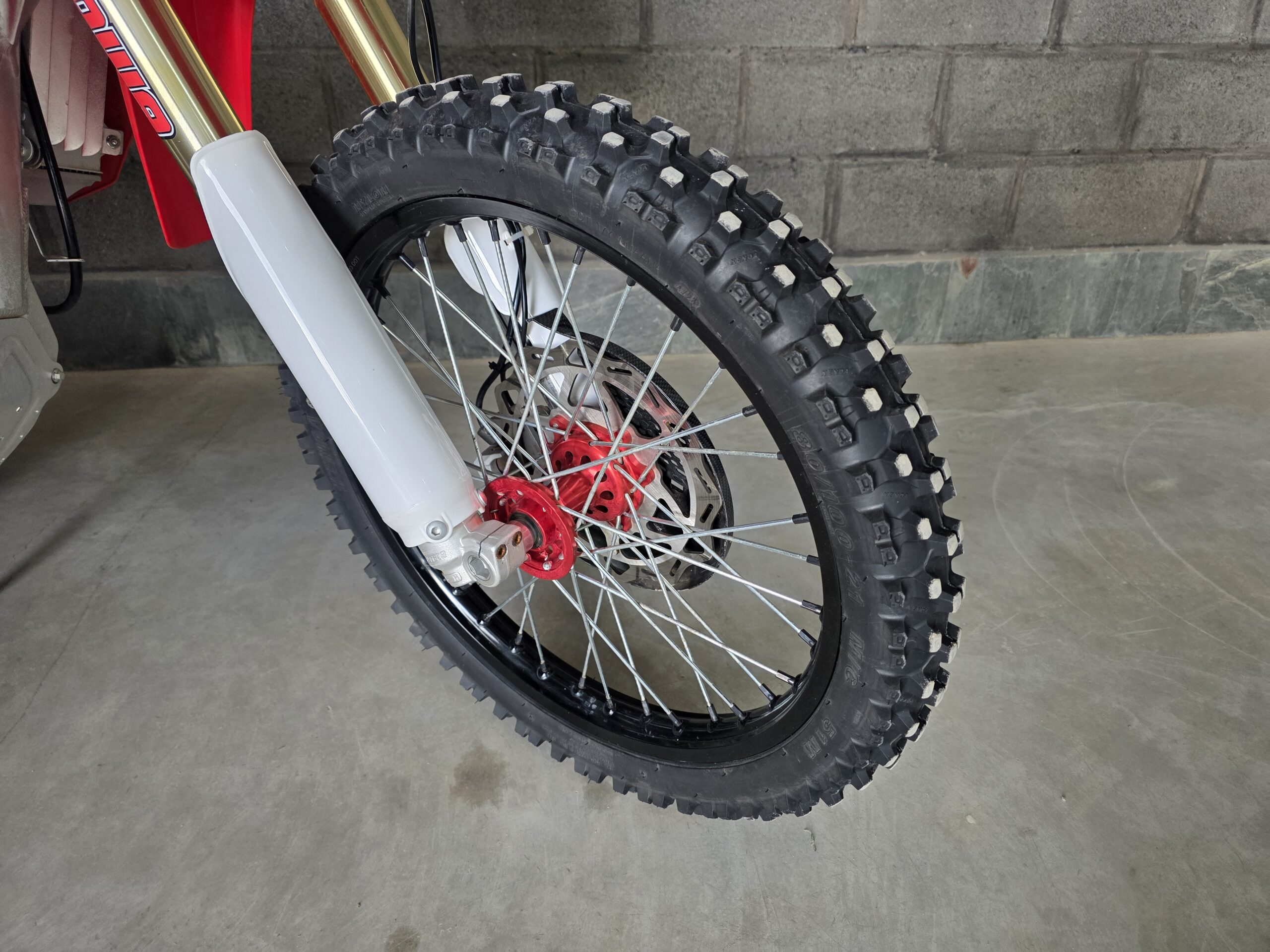 
								RVM CZ250R full									
